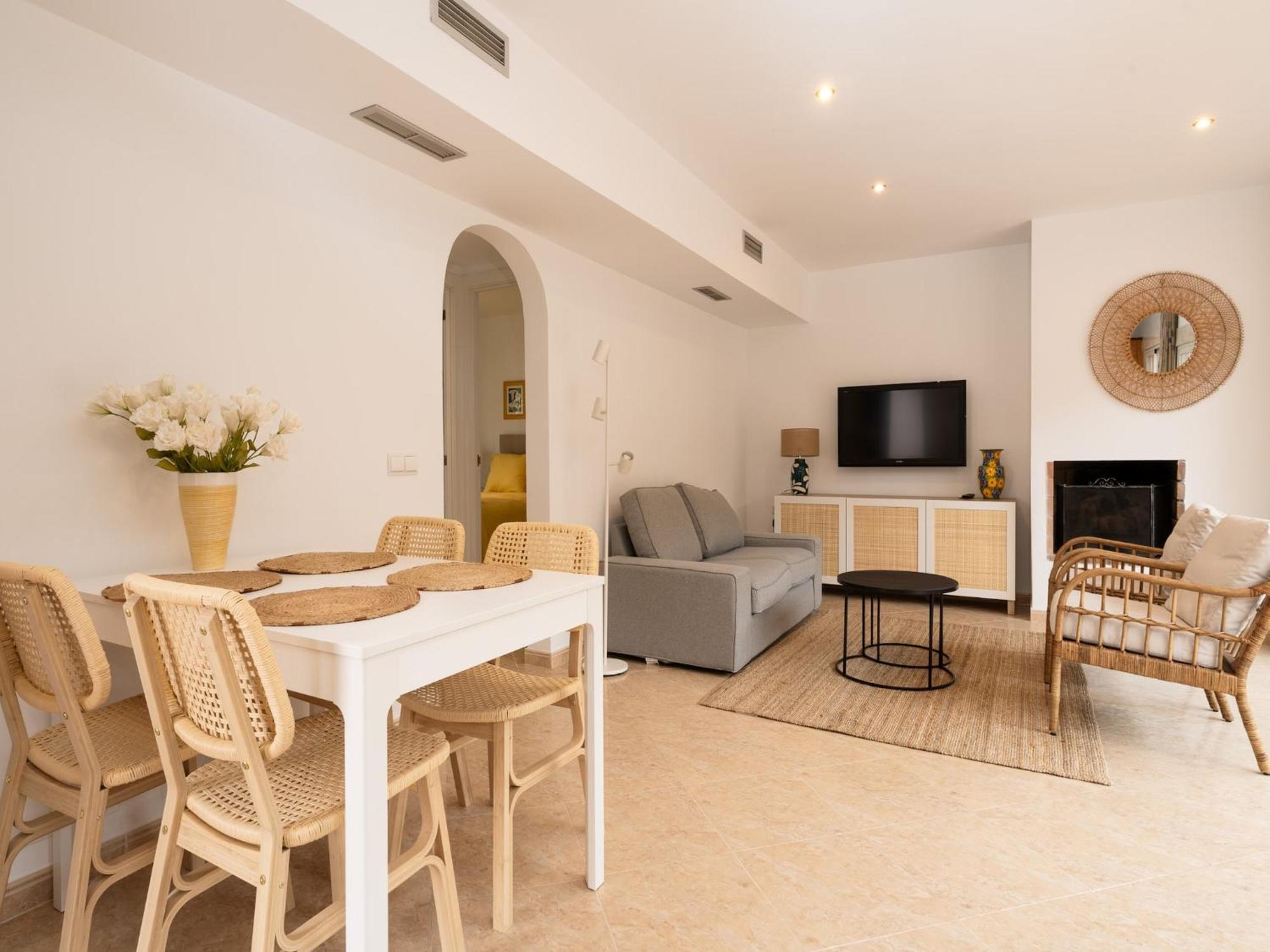 Pleasant With Terrace * Marbella